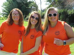 Putting Contest volunteers